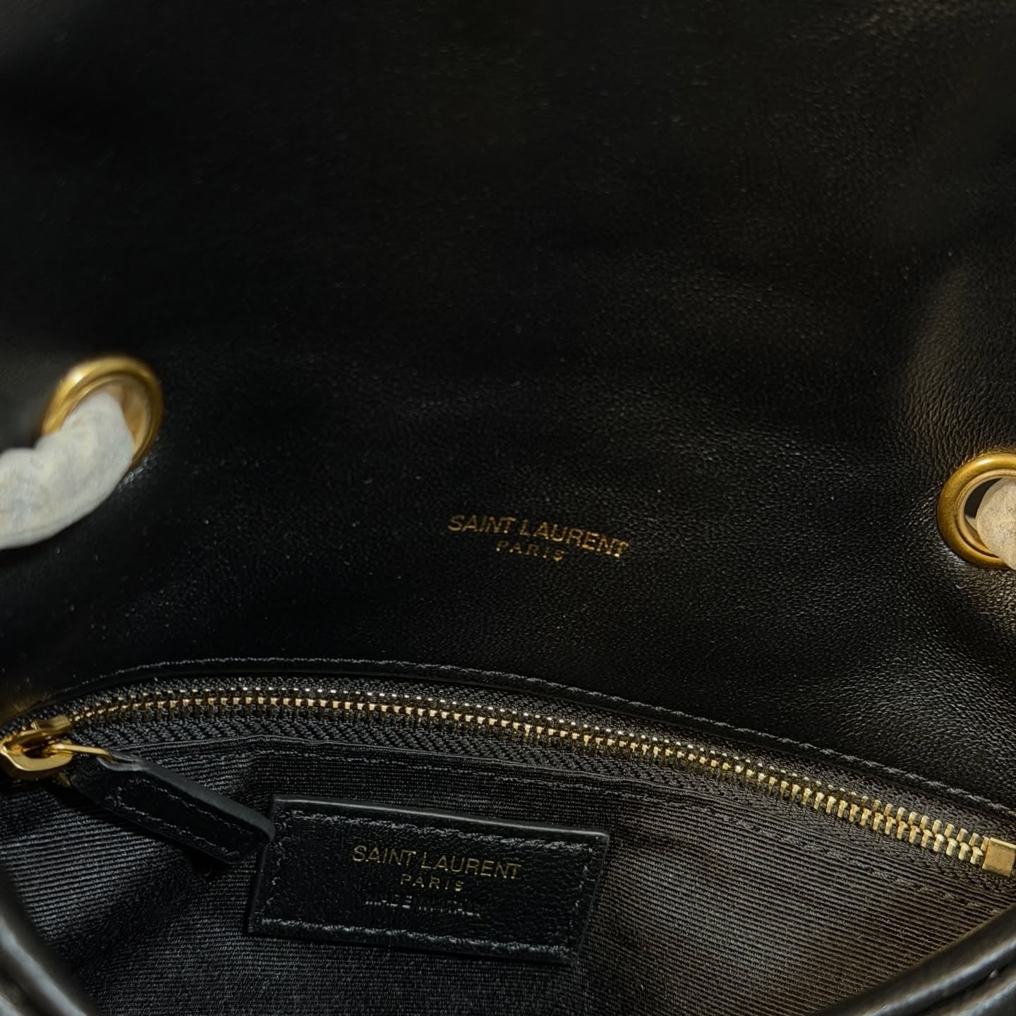 LOULOU SMALL EN CUIR MATELASSÉ